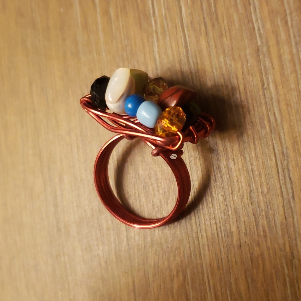 Beaded Wire-wrap ring - Picture 3 of 4